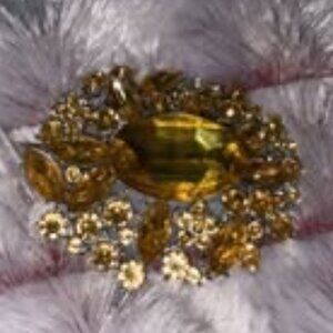 Topaz color brooch